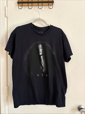 H.E.R. Black Graphic Tee - Women's Short Sleeve Shirt Size Large